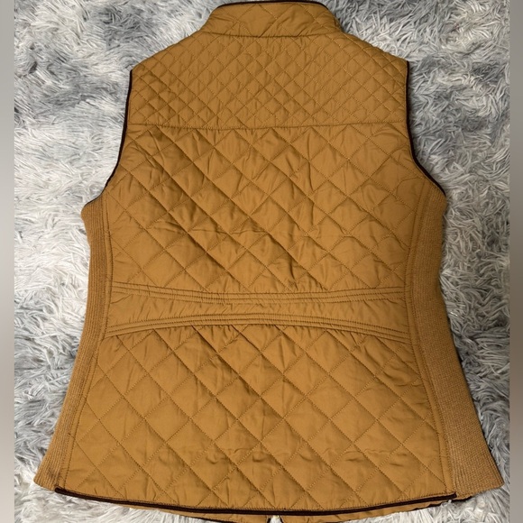Tan Quilted Vest - Picture 3 of 5